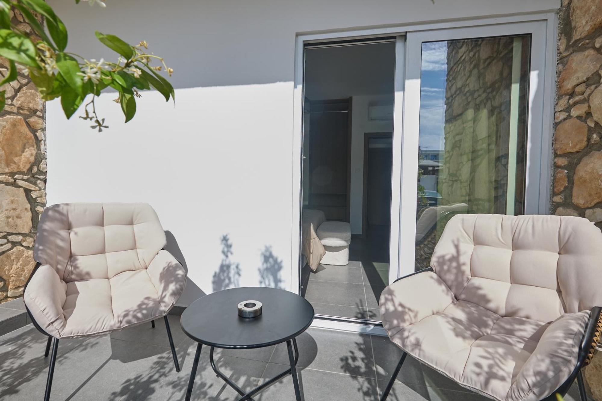 Adamandri Lodge - Prime Location Ayia Napa Bagian luar foto