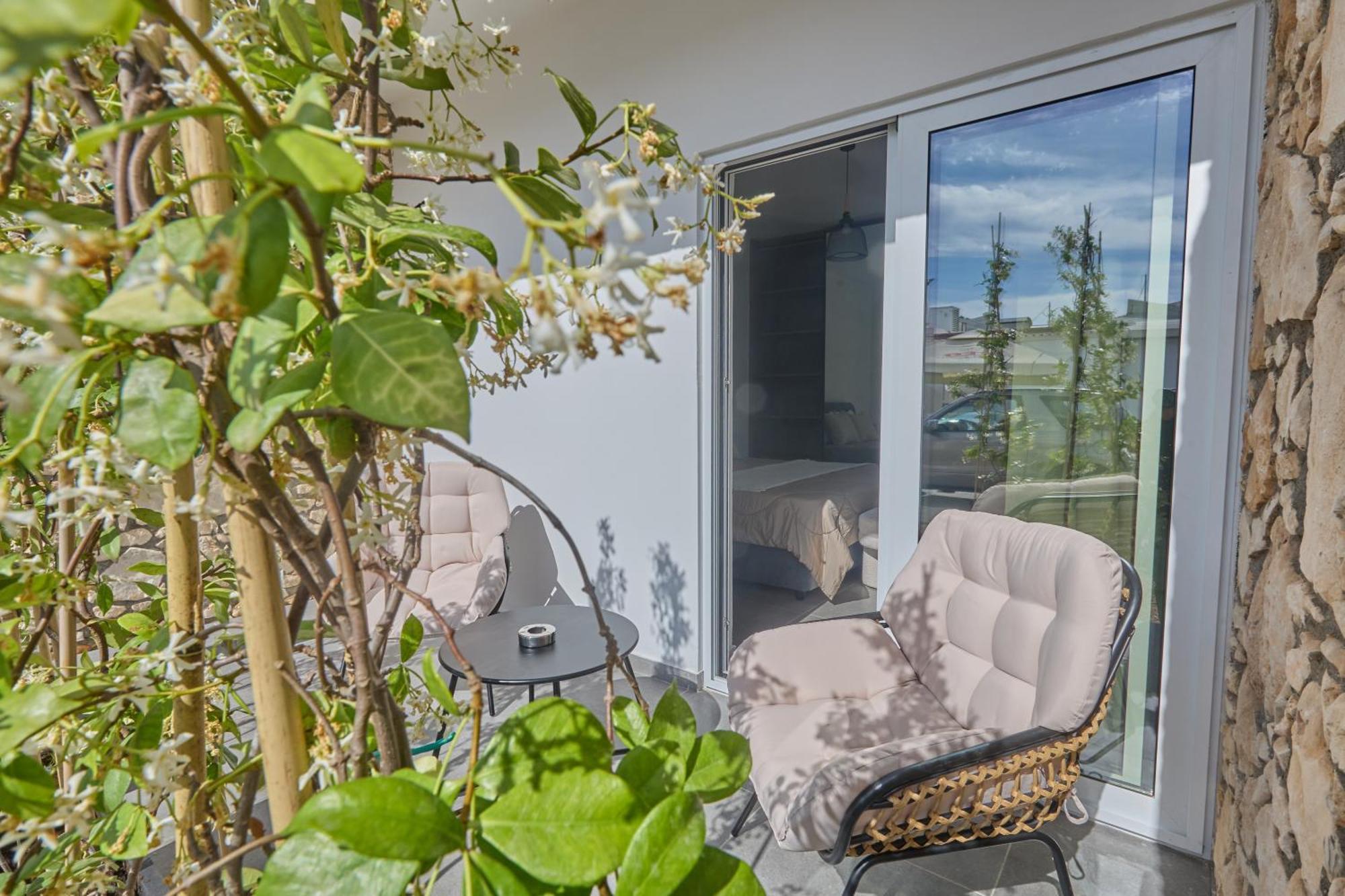 Adamandri Lodge - Prime Location Ayia Napa Bagian luar foto